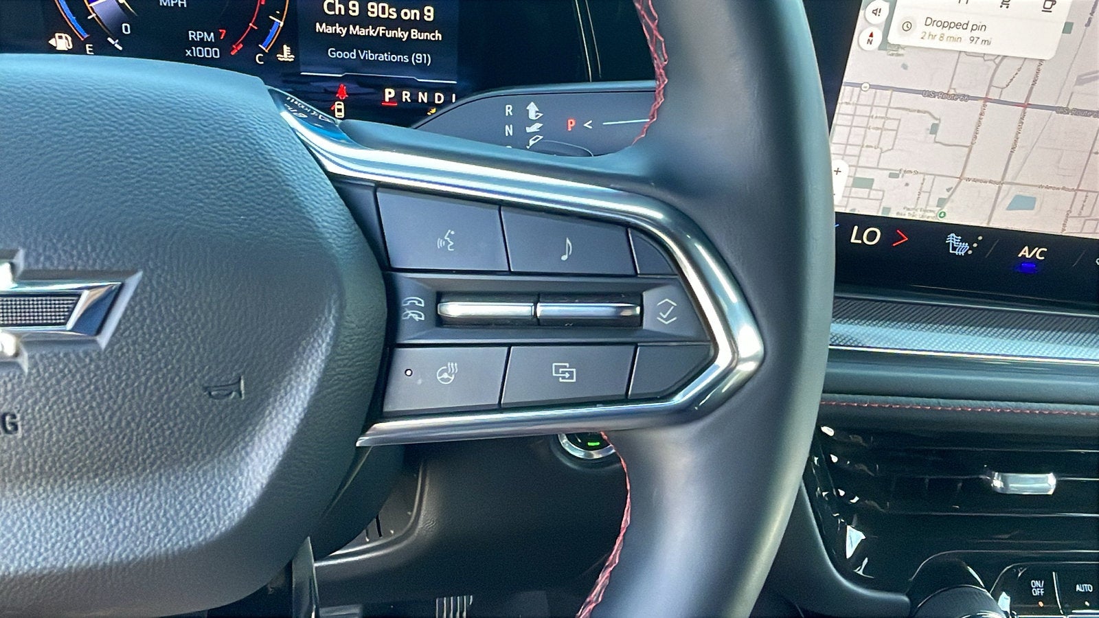 2025 Chevrolet Suburban RST