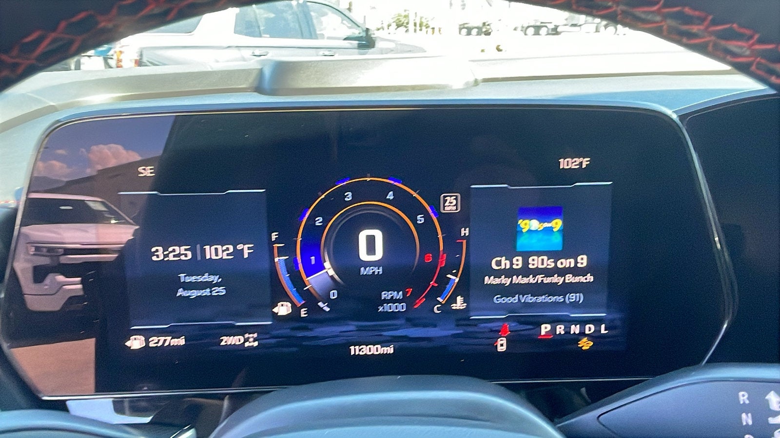 2025 Chevrolet Suburban RST