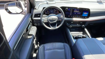 2025 Chevrolet Suburban RST