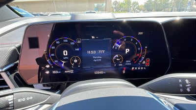 2025 Chevrolet Suburban RST
