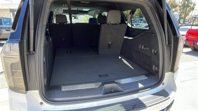 2025 Chevrolet Suburban RST