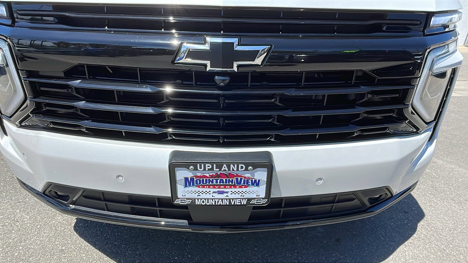 2025 Chevrolet Suburban RST