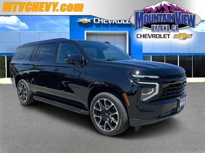 2025 Chevrolet Suburban RST