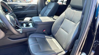 2025 Chevrolet Suburban RST