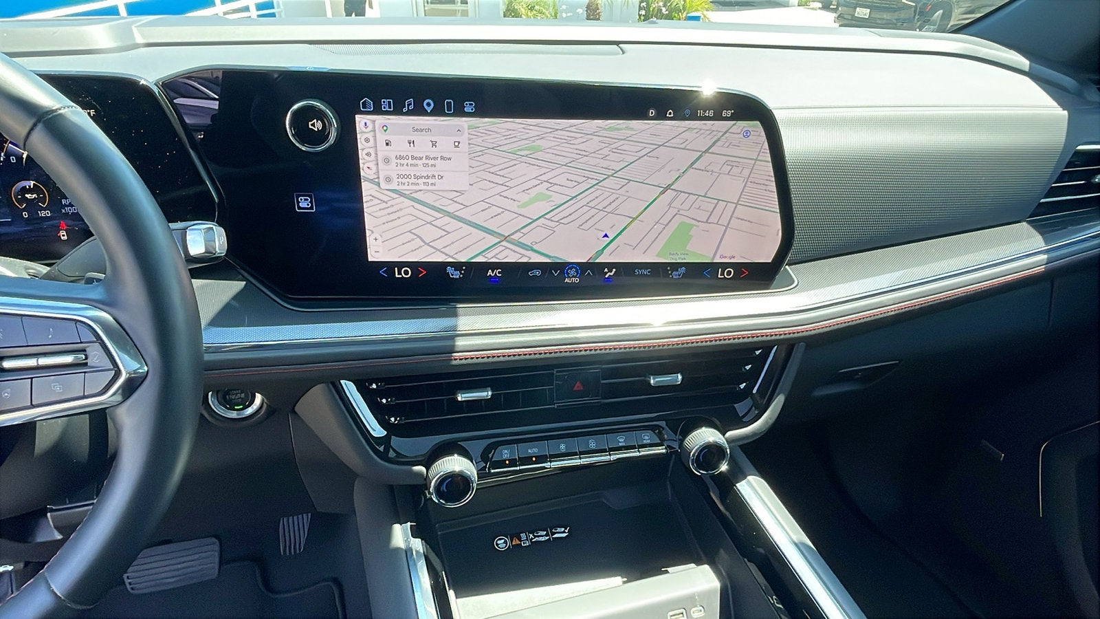 2025 Chevrolet Suburban RST