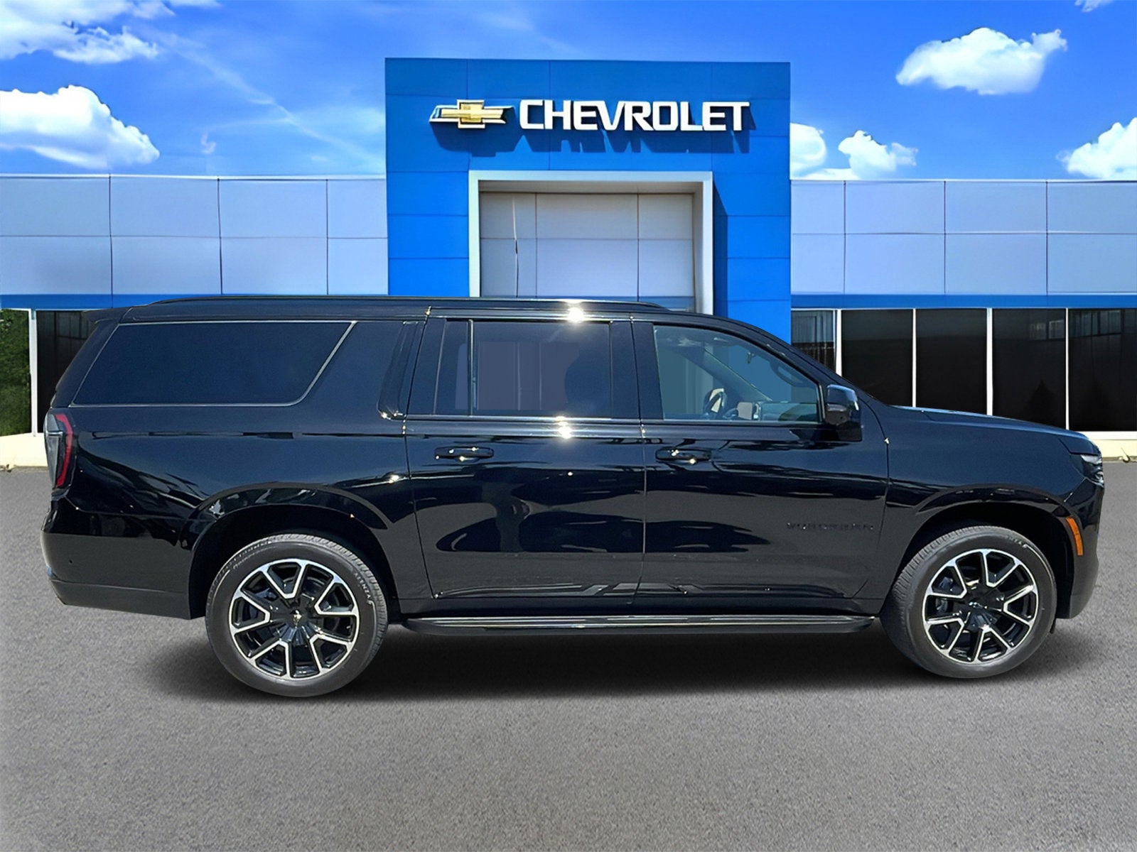 2025 Chevrolet Suburban RST