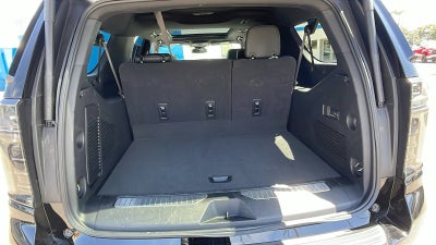 2025 Chevrolet Suburban RST