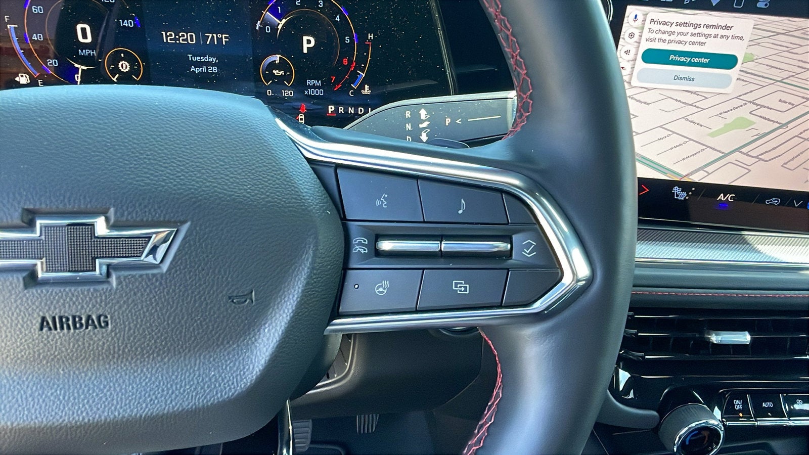 2025 Chevrolet Suburban RST