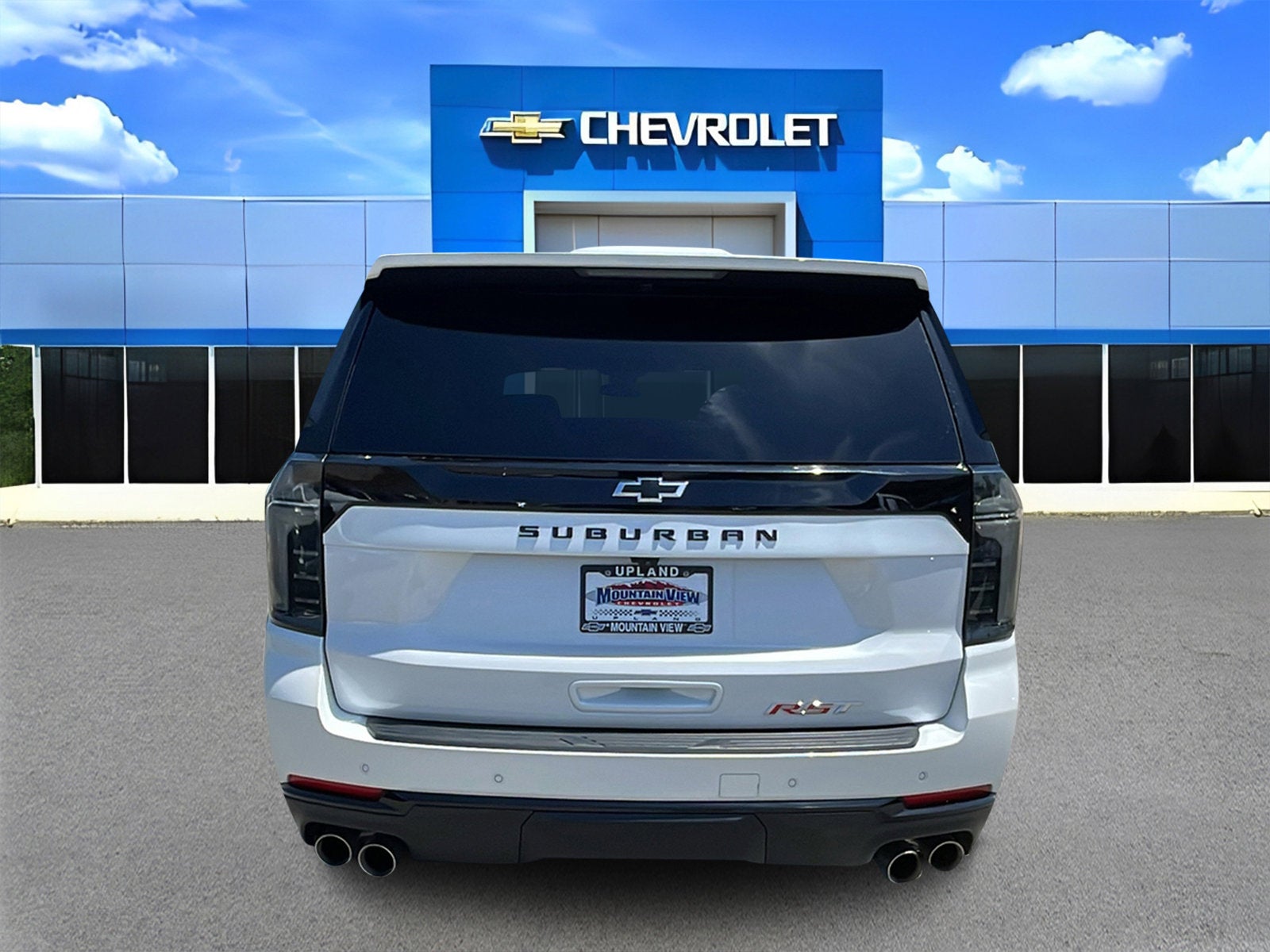 2025 Chevrolet Suburban RST