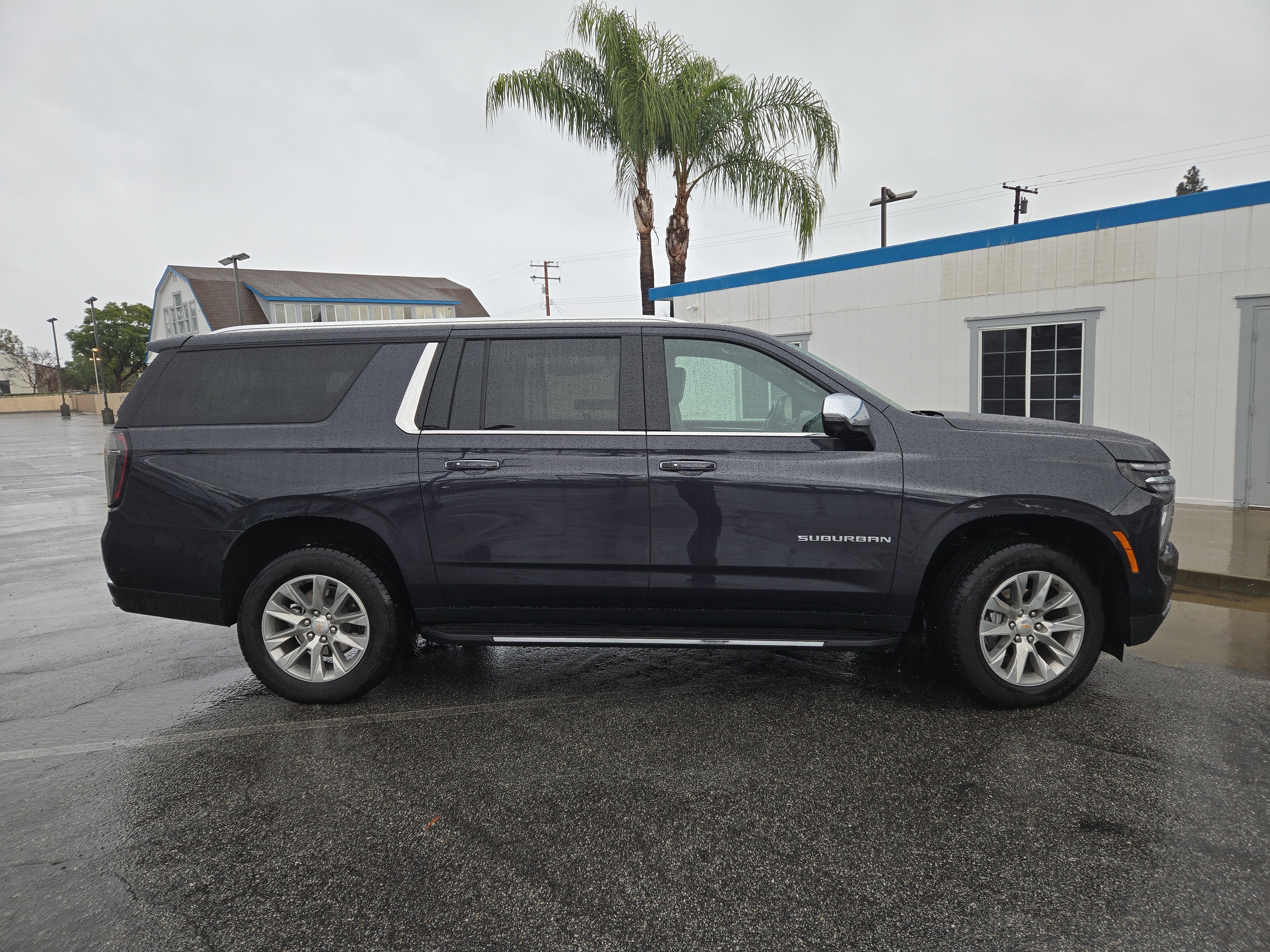 2025 Chevrolet Suburban Premier