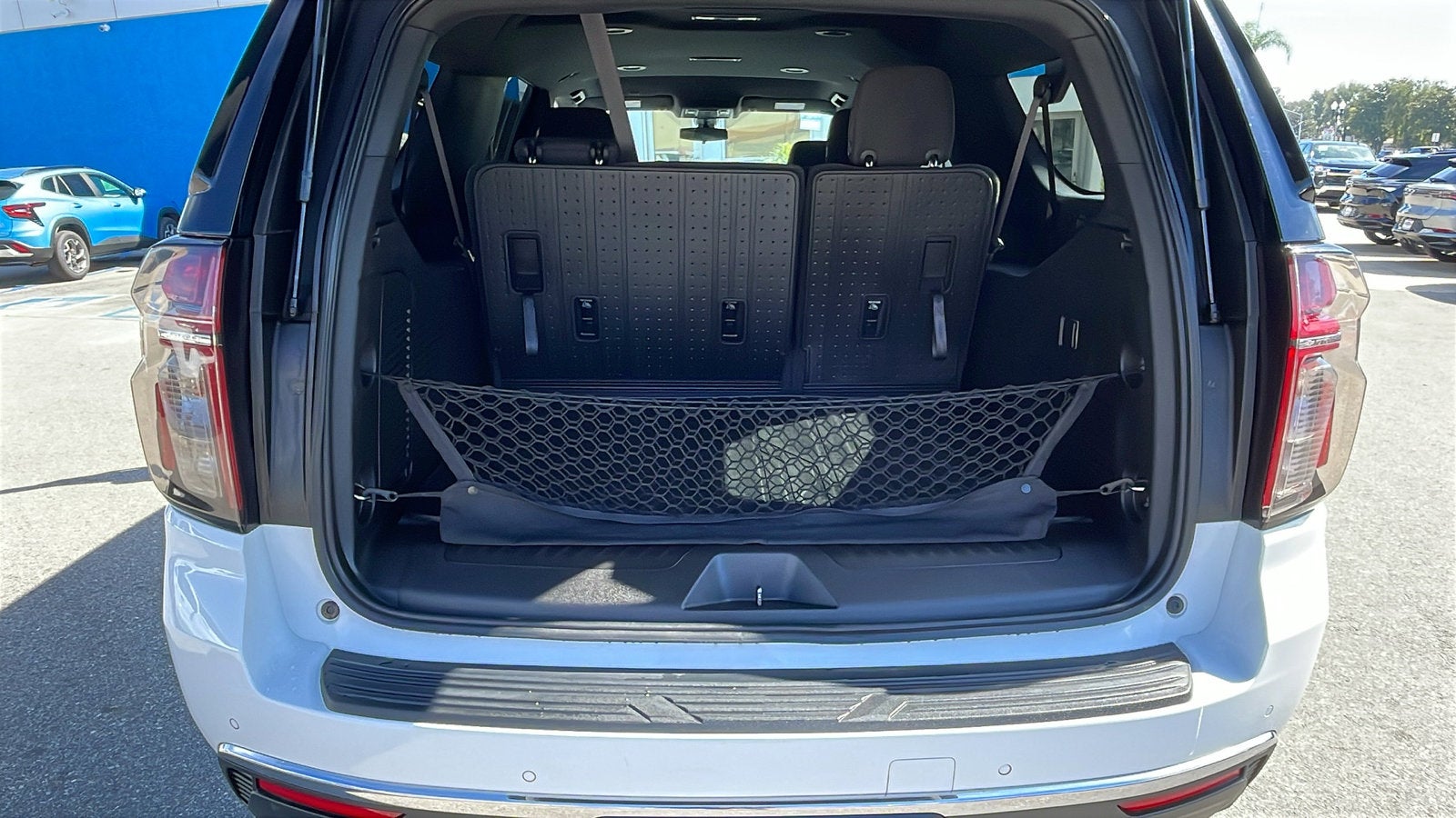 2022 Chevrolet Suburban LS