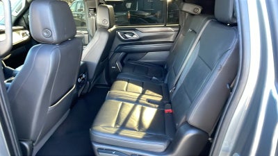2022 Chevrolet Suburban LT