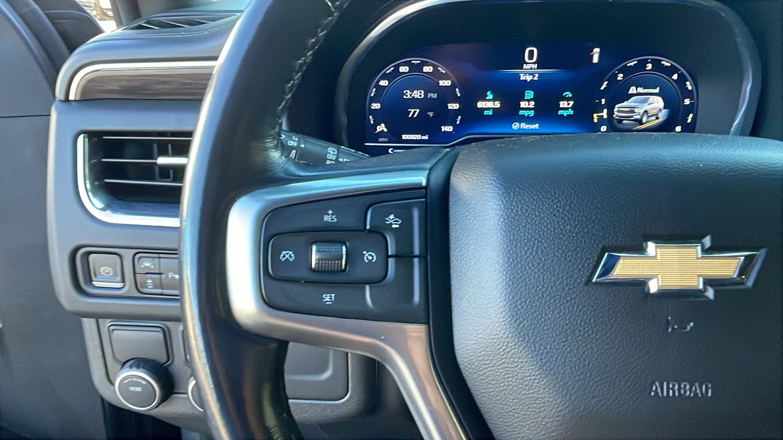 2022 Chevrolet Suburban LT