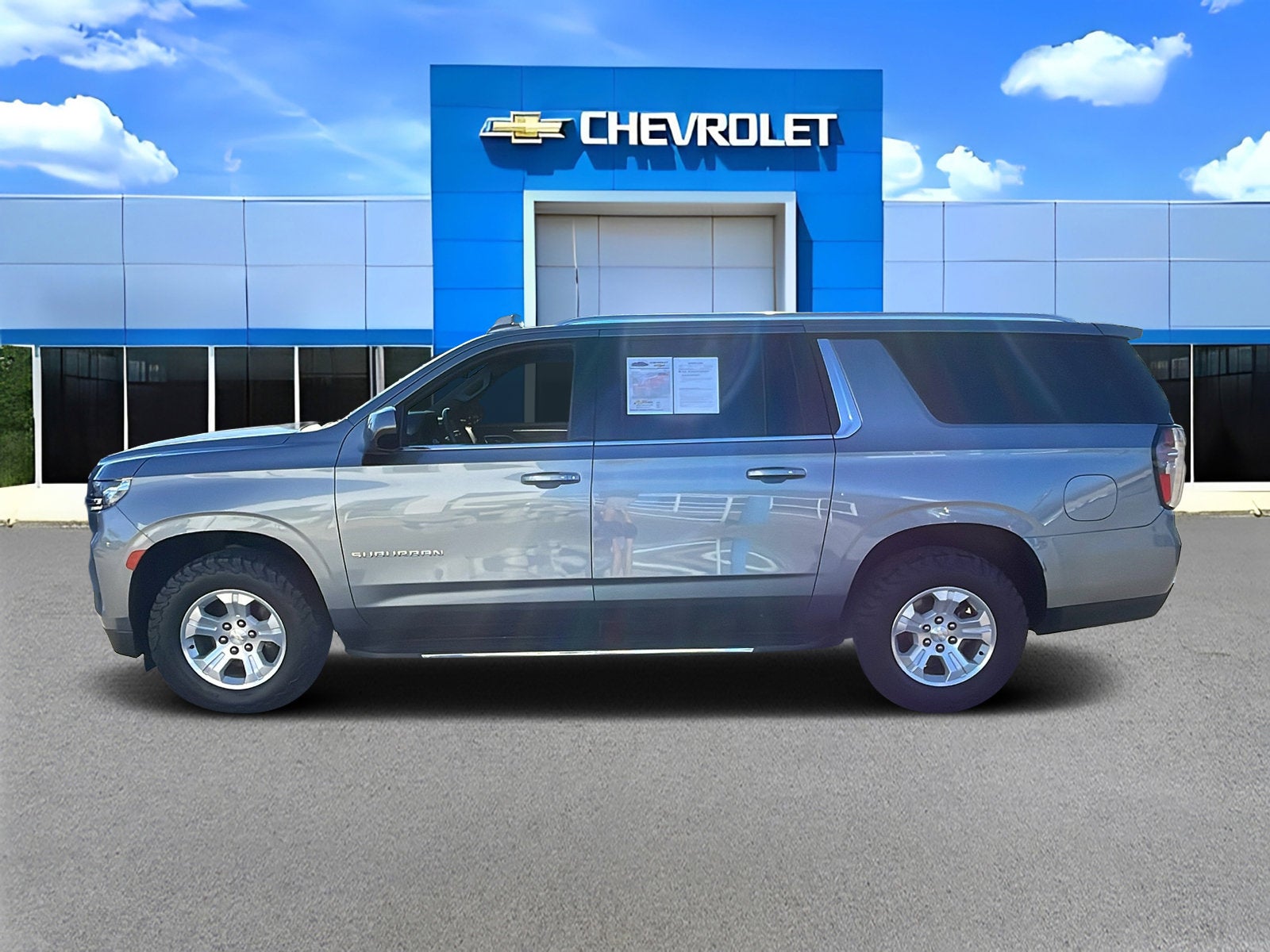 2022 Chevrolet Suburban LT