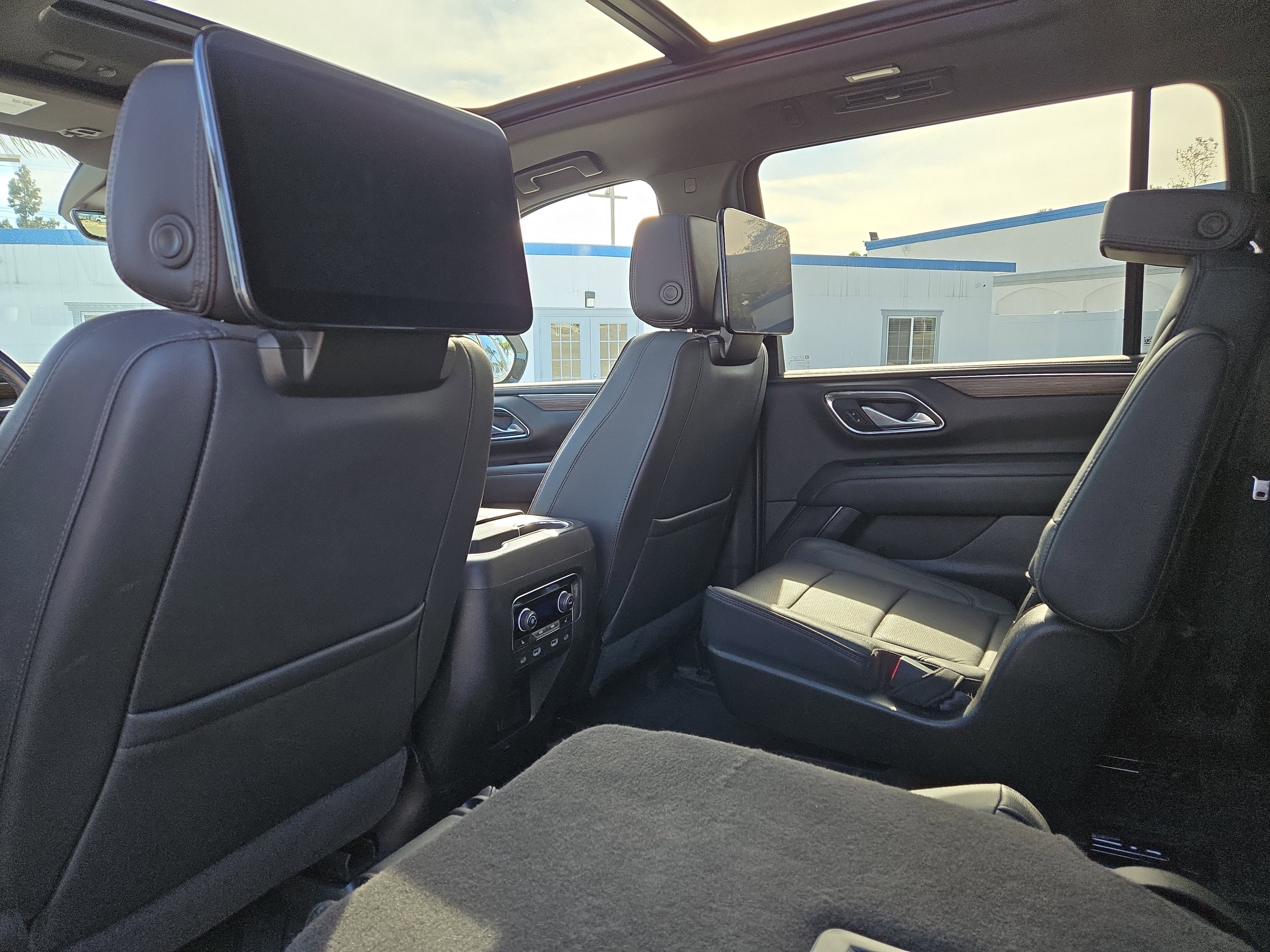 2024 Chevrolet Suburban High Country