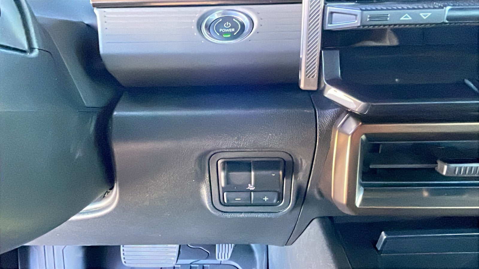 2024 GMC HUMMER EV Pickup 2X