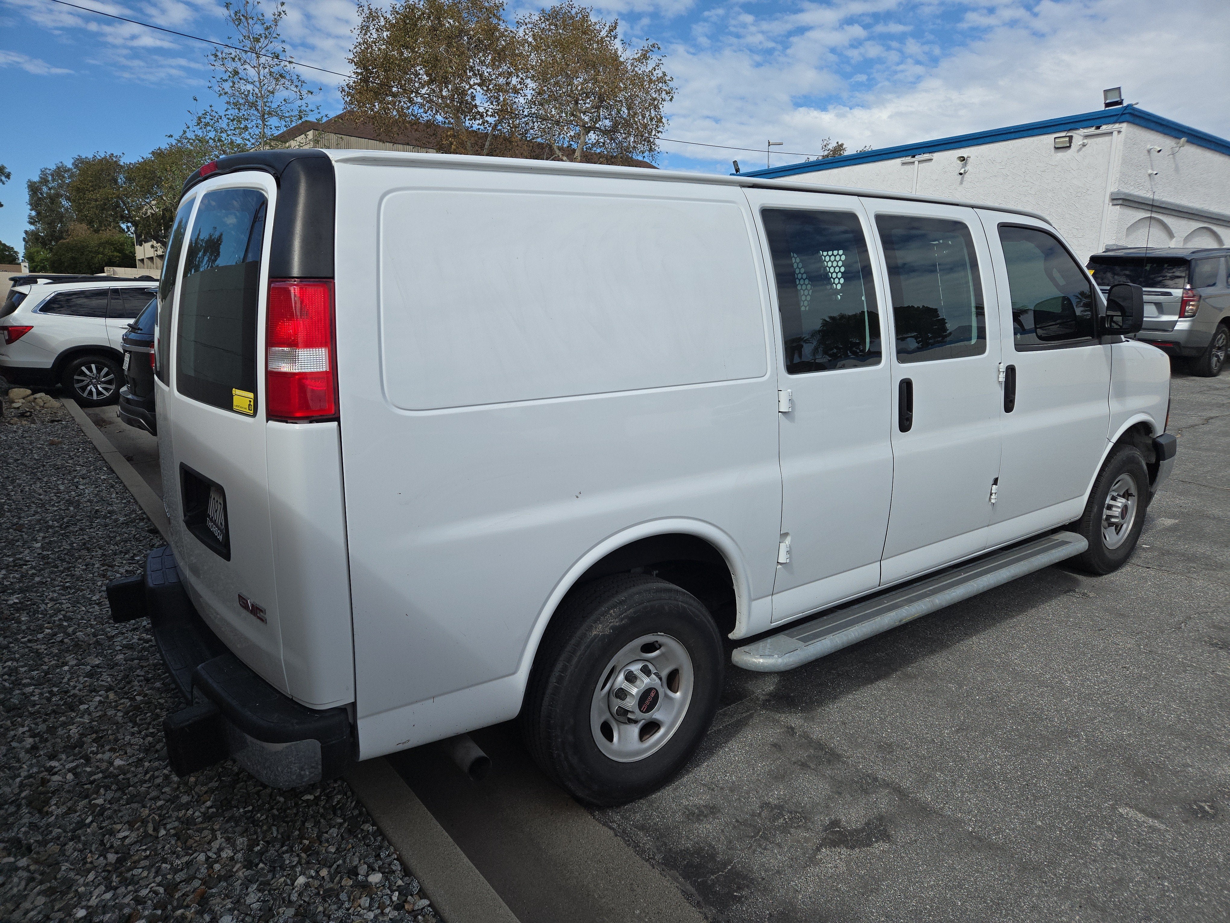 2023 GMC Savana Cargo 2500 RWD 2500 Regular Wheelbase Work Van