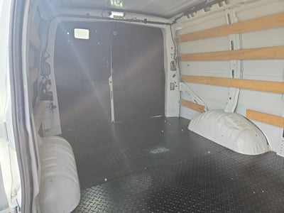 2023 GMC Savana Cargo 2500 RWD 2500 Regular Wheelbase Work Van