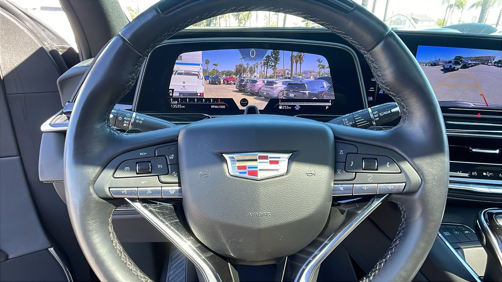 2024 Cadillac Escalade Sport