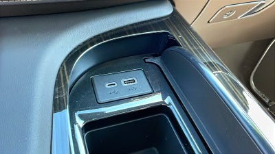 2023 Cadillac Escalade 4WD Sport