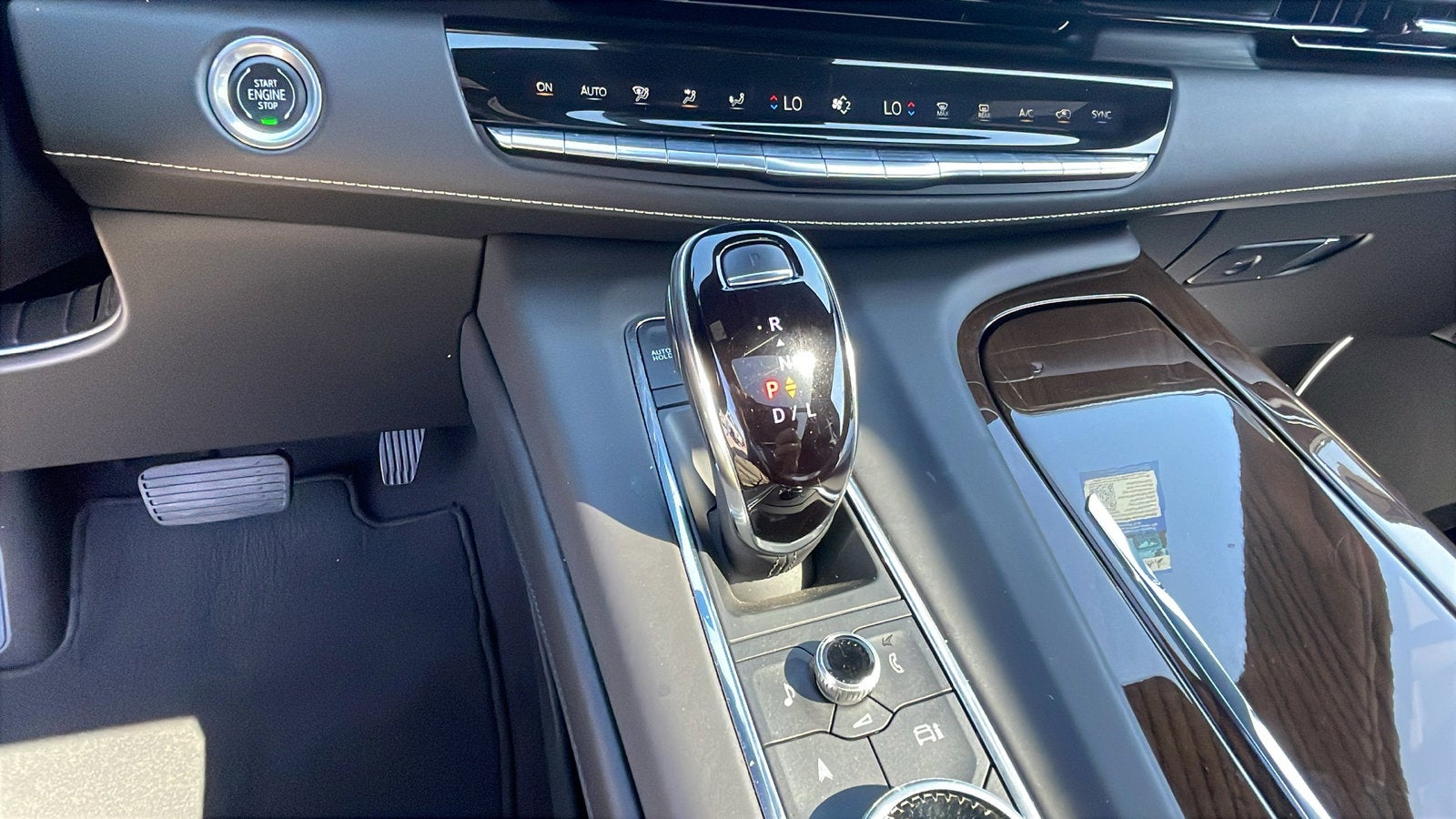 2024 Cadillac Escalade ESV Premium Luxury Platinum
