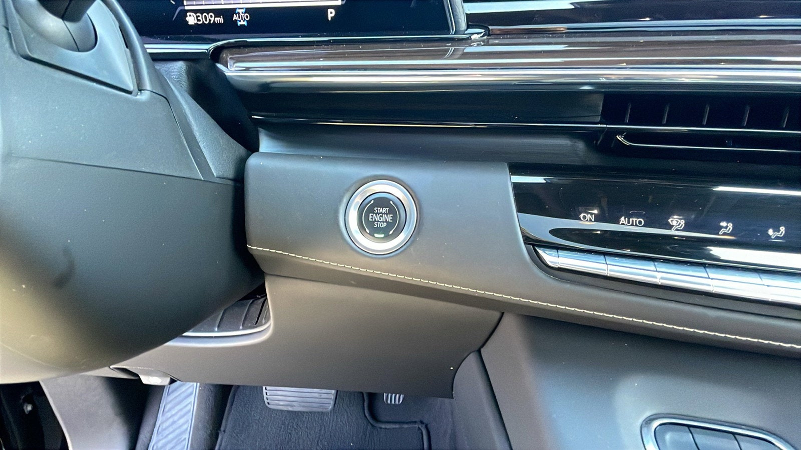 2024 Cadillac Escalade ESV Premium Luxury Platinum