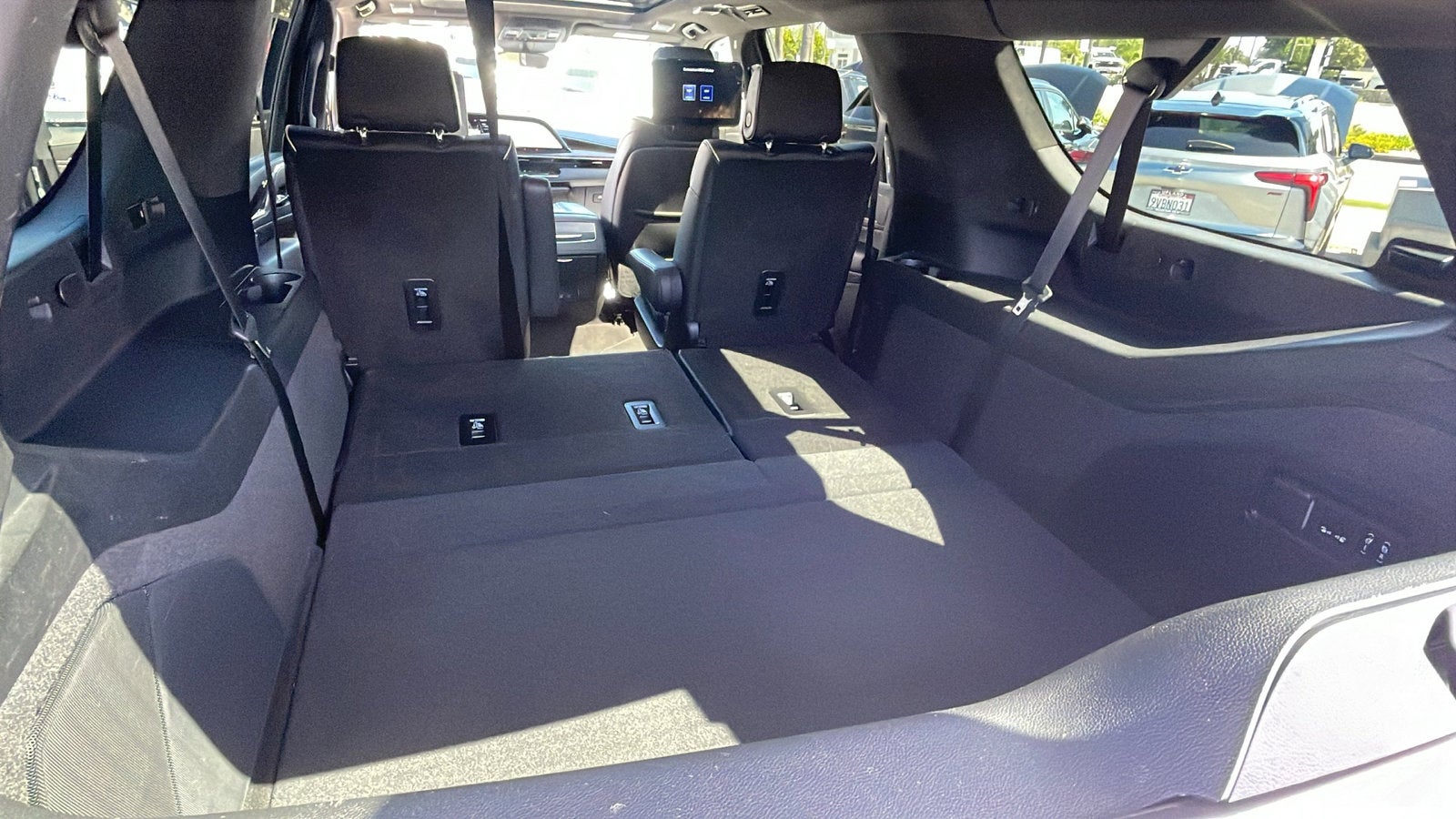 2024 Cadillac Escalade ESV Premium Luxury Platinum