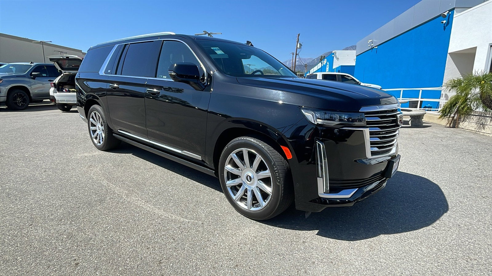 2024 Cadillac Escalade ESV Premium Luxury Platinum