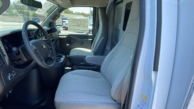 2026 Chevrolet Express Cutaway 3500 1WT