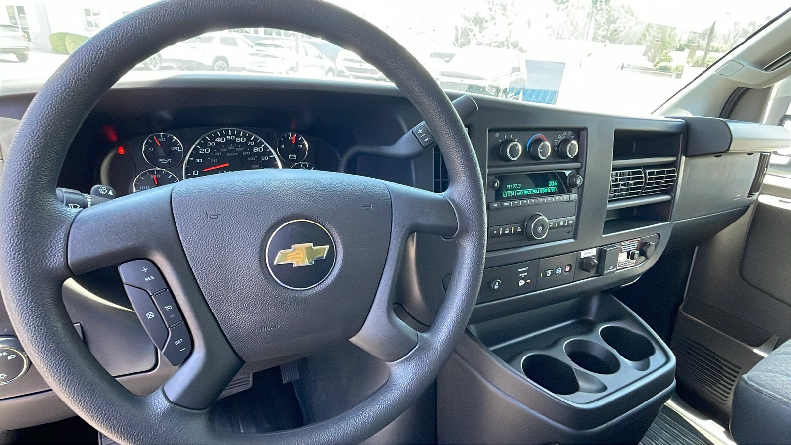 2026 Chevrolet Express Cutaway 3500 1WT