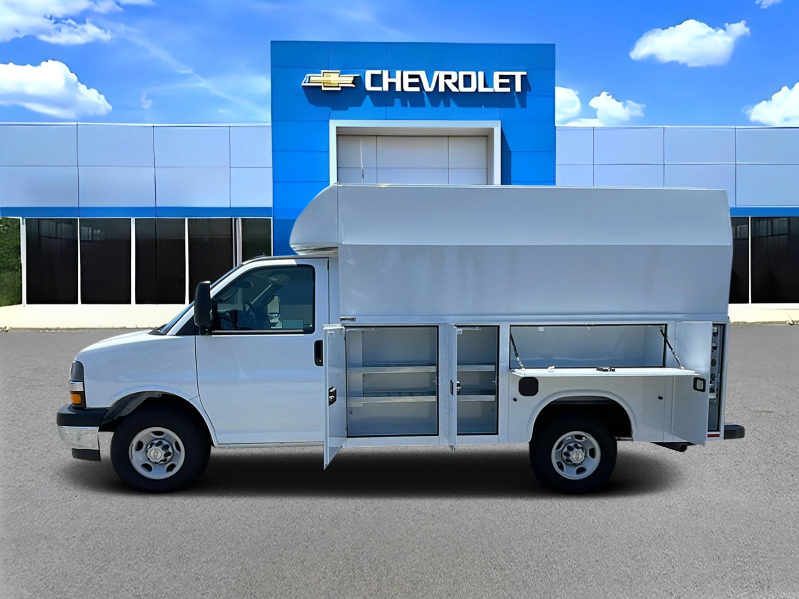 2026 Chevrolet Express Cutaway 3500 1WT