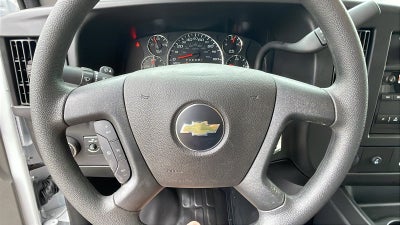 2026 Chevrolet Express Cutaway 3500 1WT