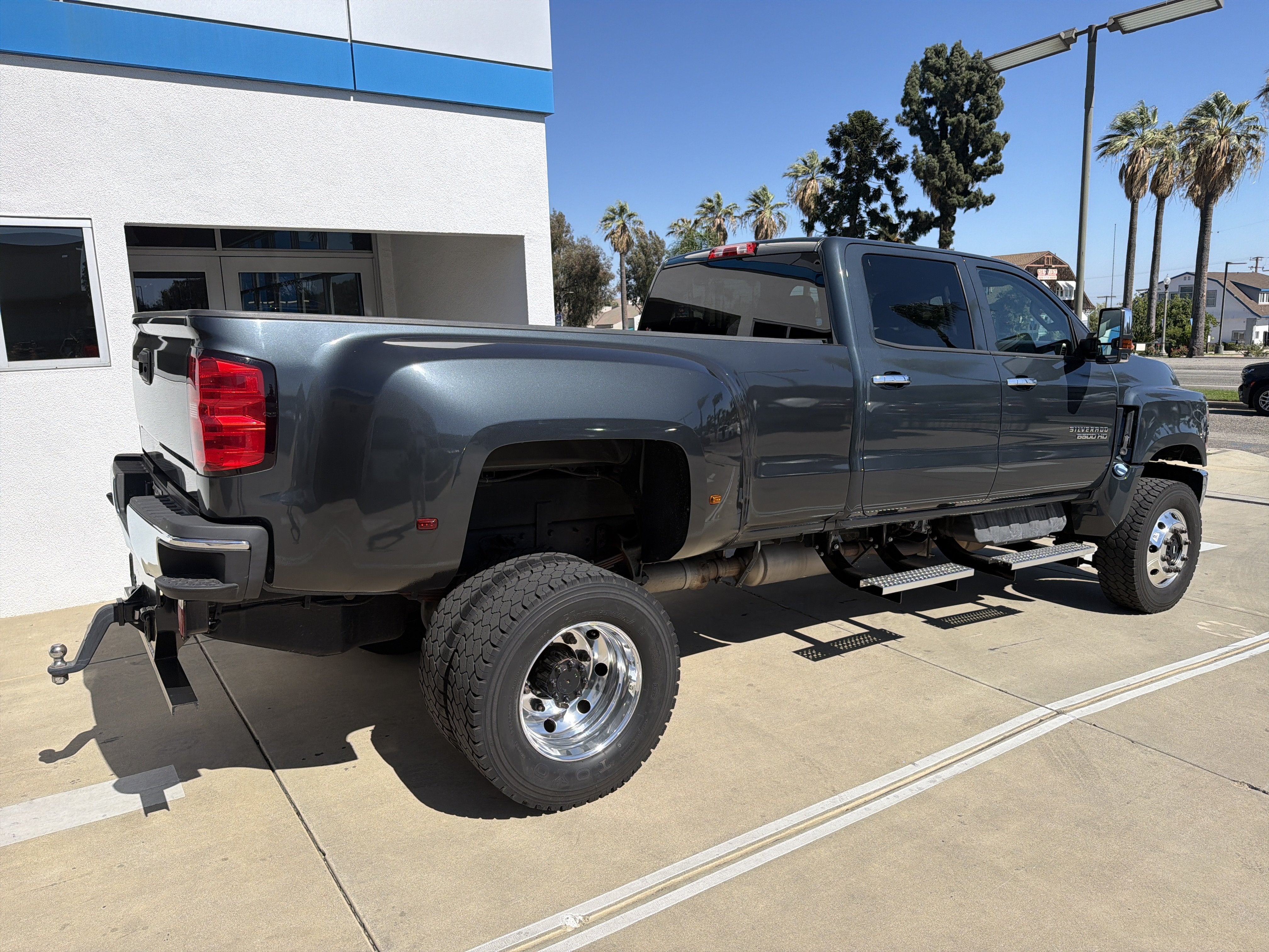 2019 Chevrolet Silverado 6500 HD LT