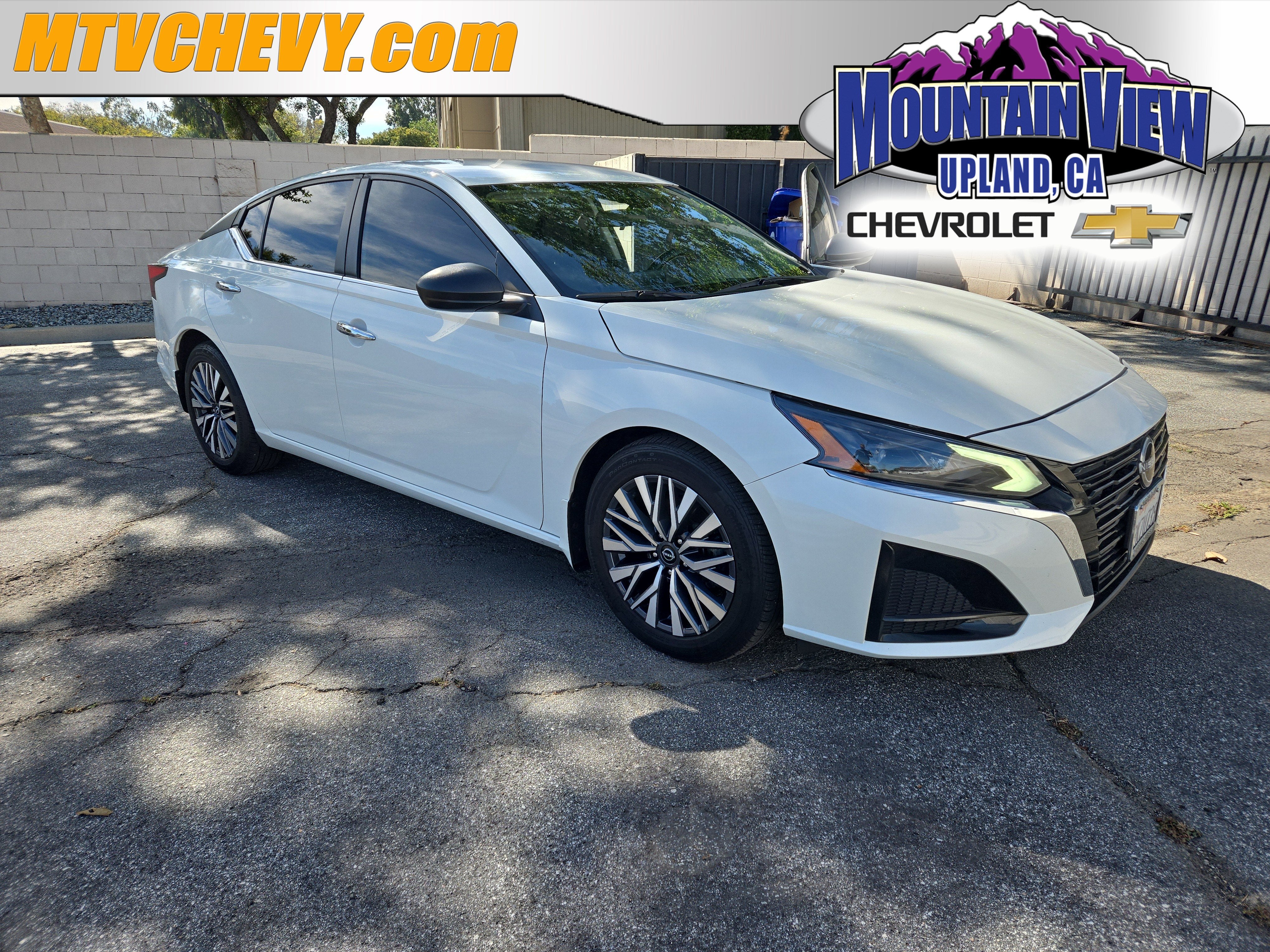 2024 Nissan Altima SV FWD