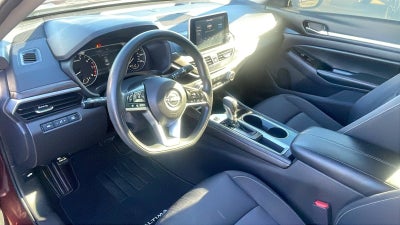 2023 Nissan Altima SV FWD
