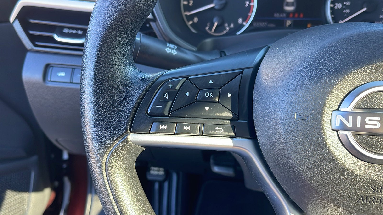 2023 Nissan Altima SV FWD