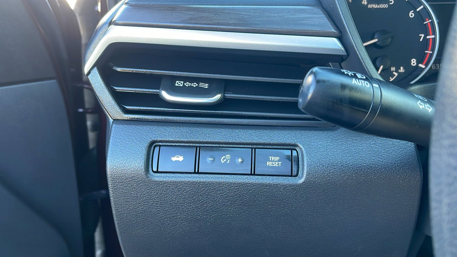 2023 Nissan Altima SV FWD