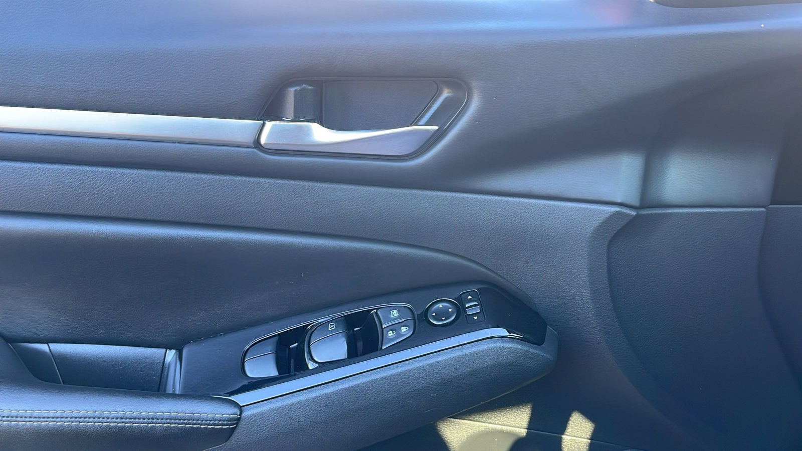 2023 Nissan Altima SV FWD