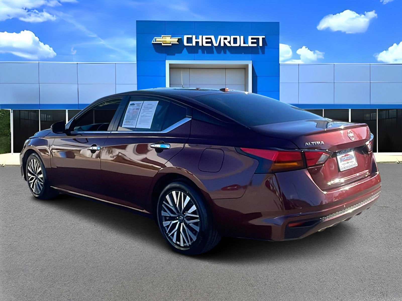 2023 Nissan Altima SV FWD