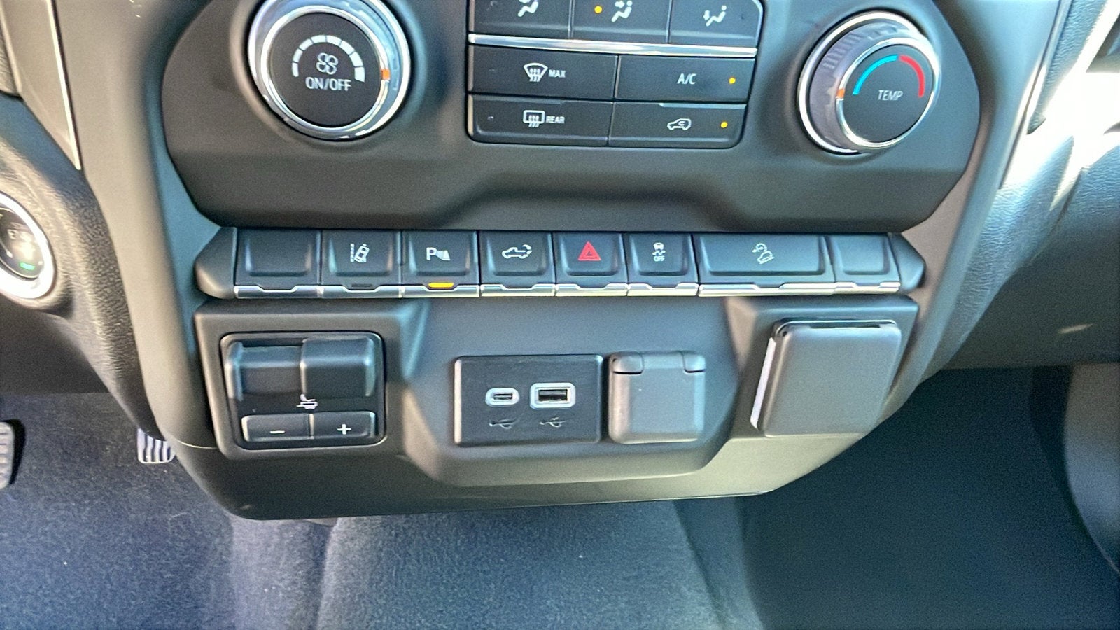 2025 Chevrolet Silverado 2500 HD Custom