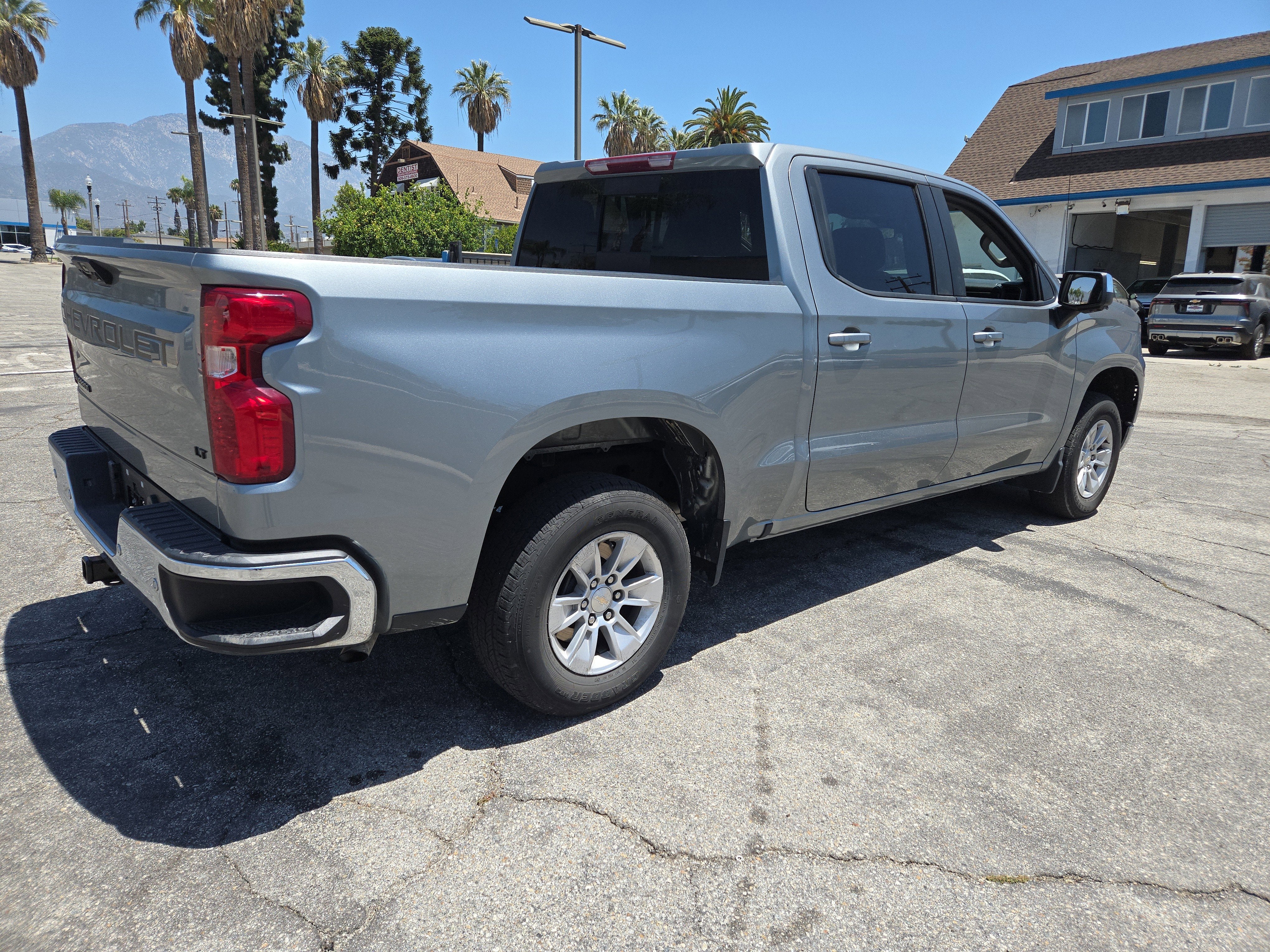 2023 Chevrolet Silverado 1500 LT