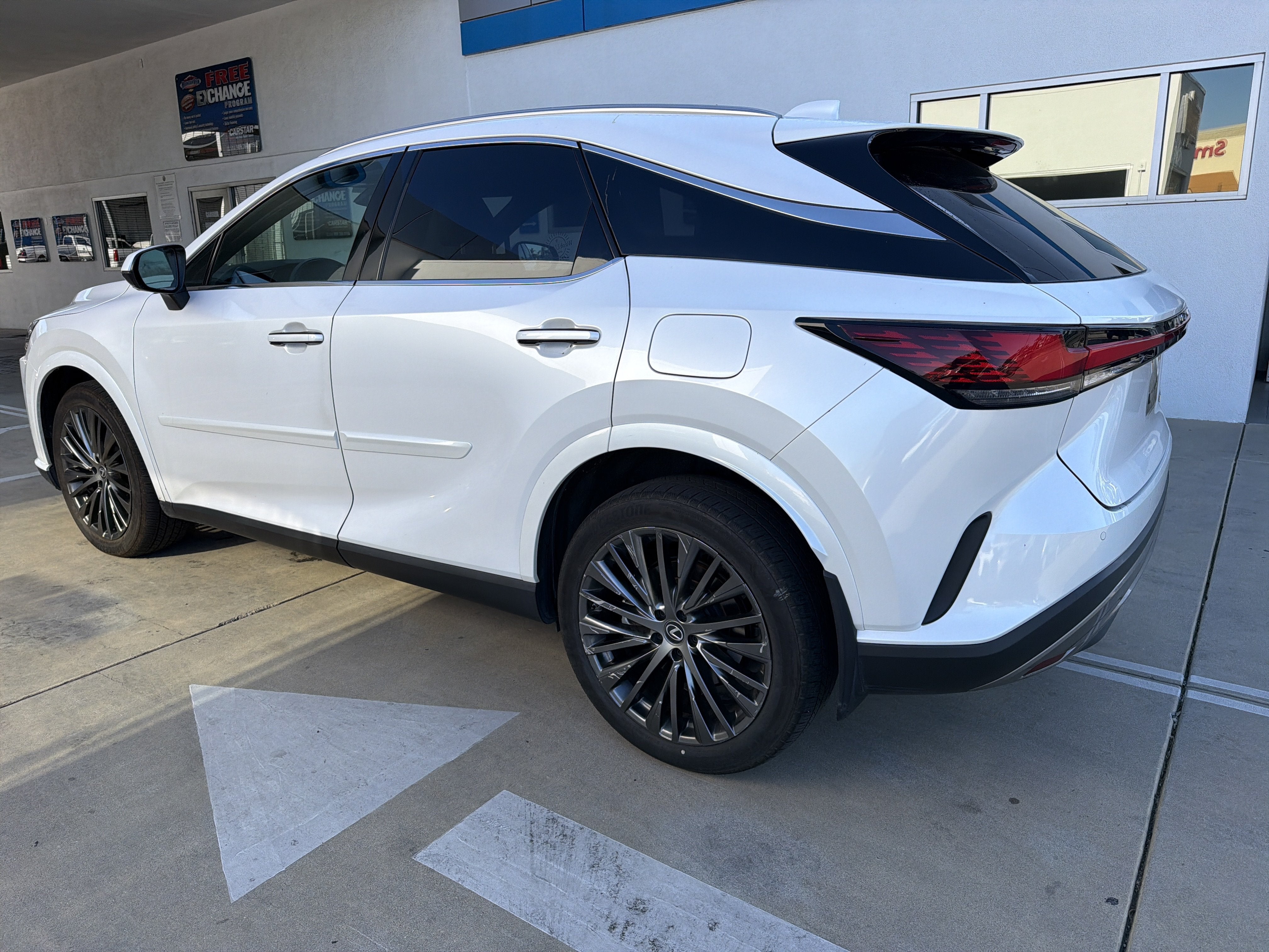 2023 Lexus RX 350h Luxury
