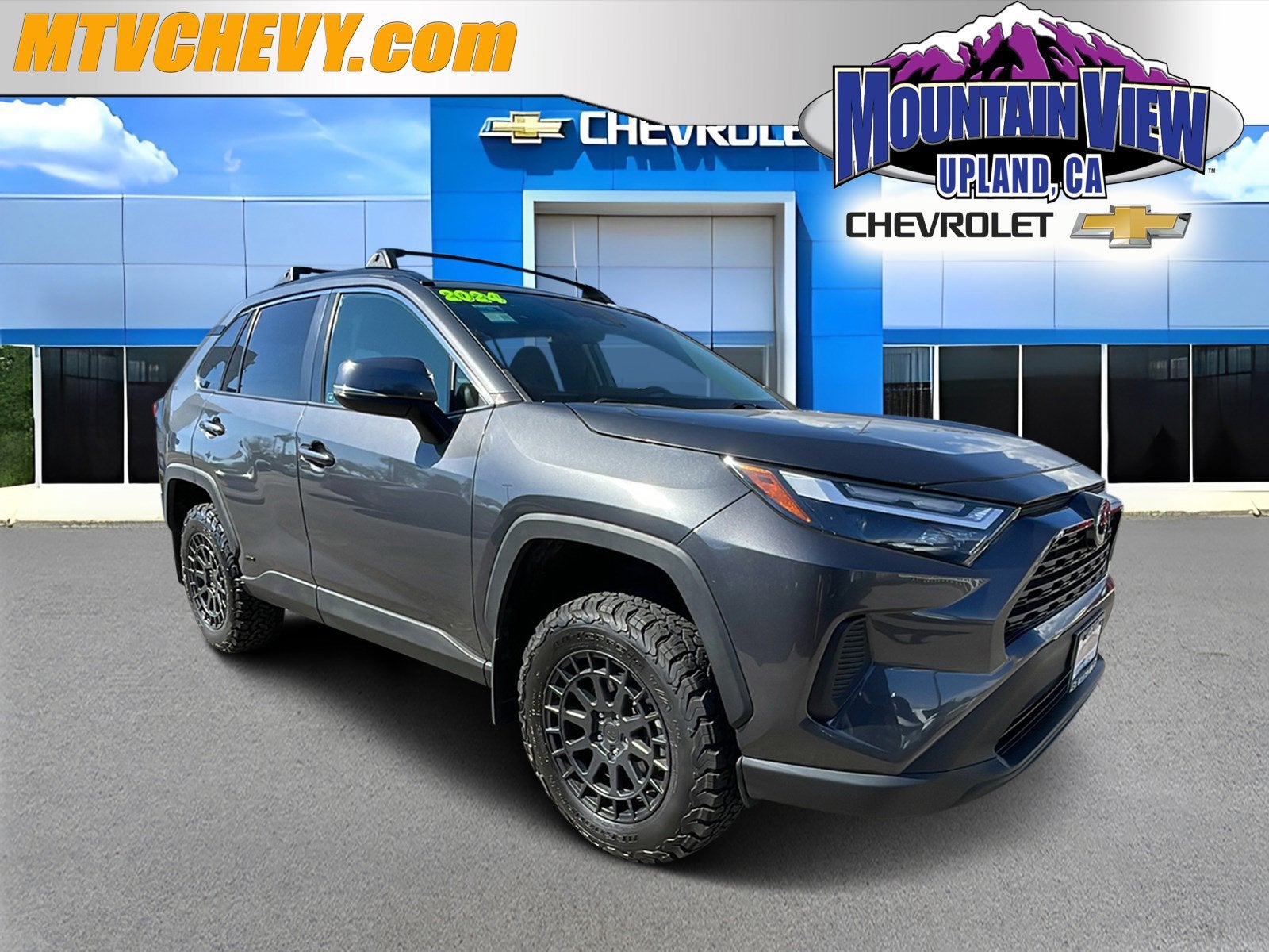 2024 Toyota RAV4 Hybrid XLE