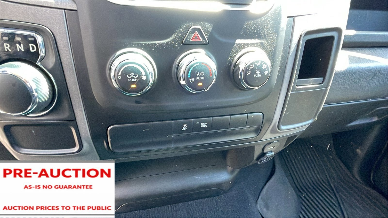 2021 RAM 1500 Classic Tradesman Regular Cab 4x2 8' Box
