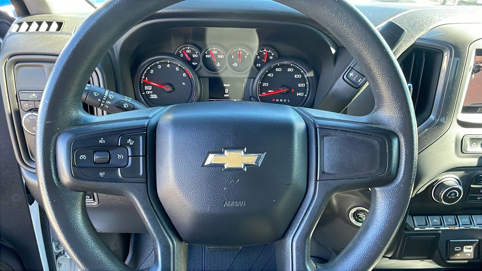 2023 Chevrolet Silverado 1500 Custom