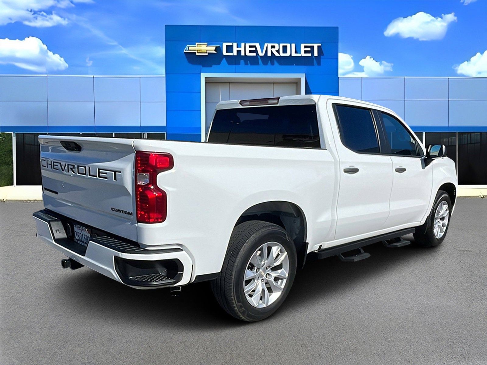 2023 Chevrolet Silverado 1500 Custom