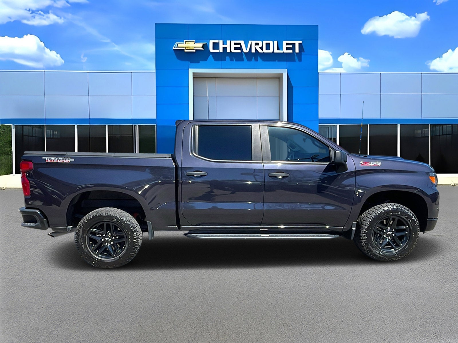 2023 Chevrolet Silverado 1500 Custom Trail Boss