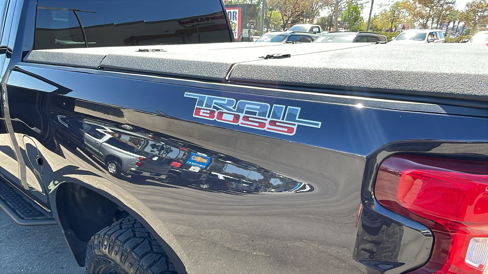 2023 Chevrolet Silverado 1500 Custom Trail Boss