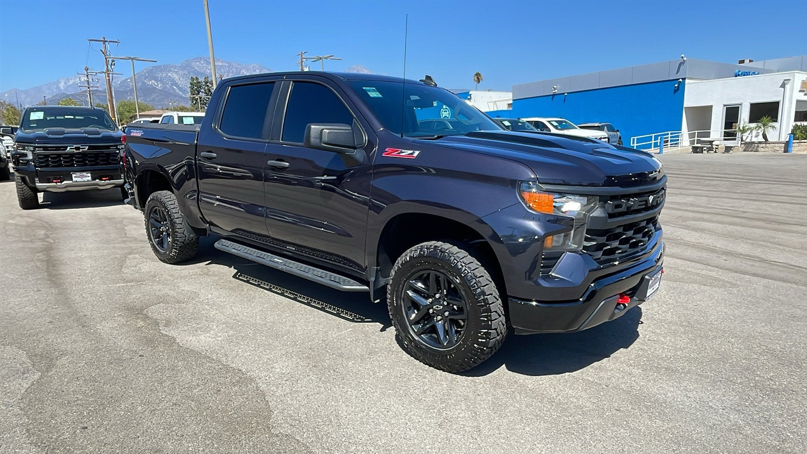 2023 Chevrolet Silverado 1500 Custom Trail Boss