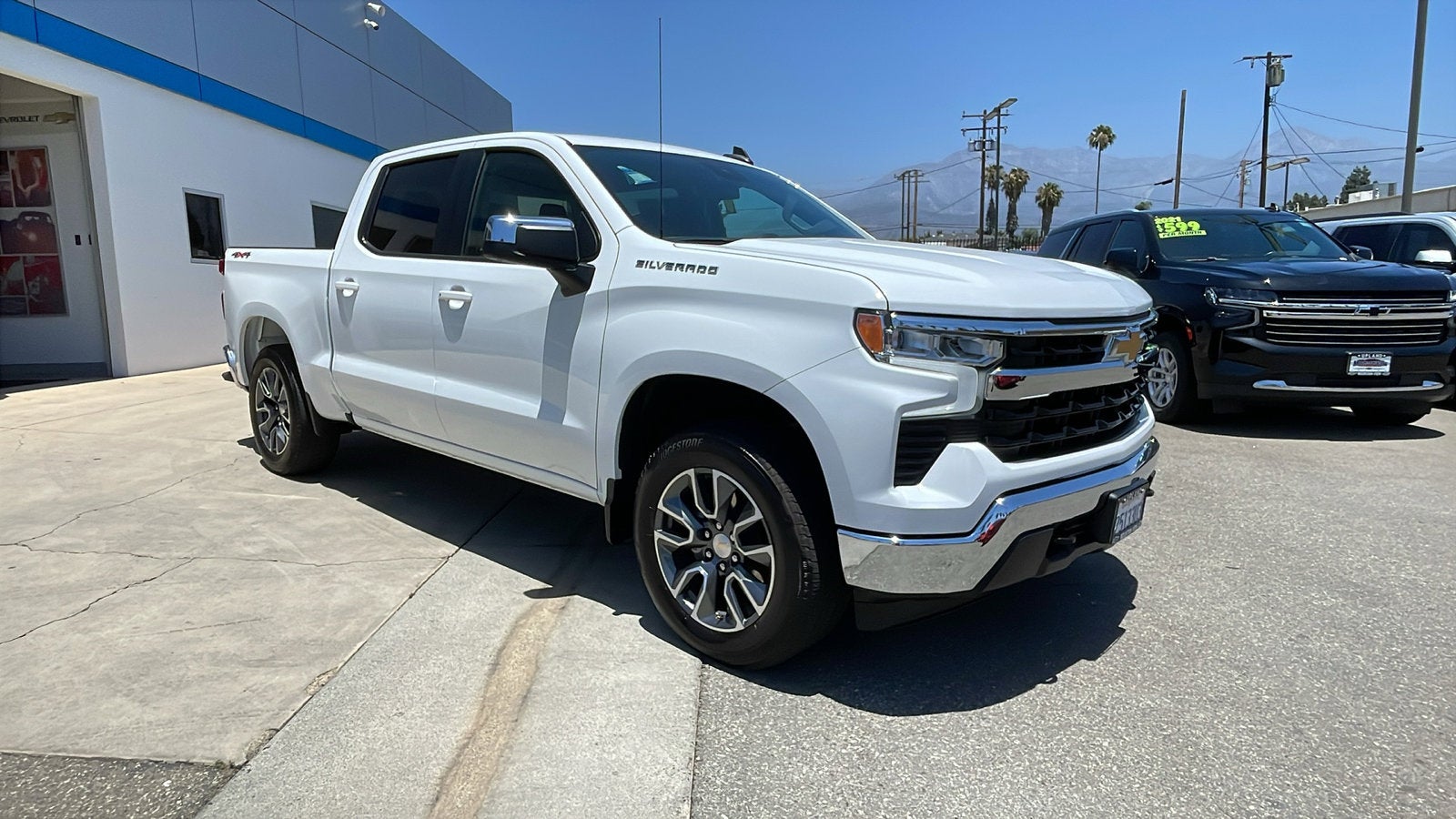 2023 Chevrolet Silverado 1500 LT (2FL)